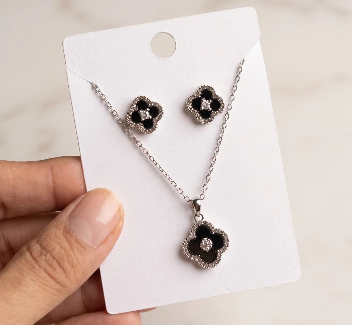 Dark Bloom Pendant Set