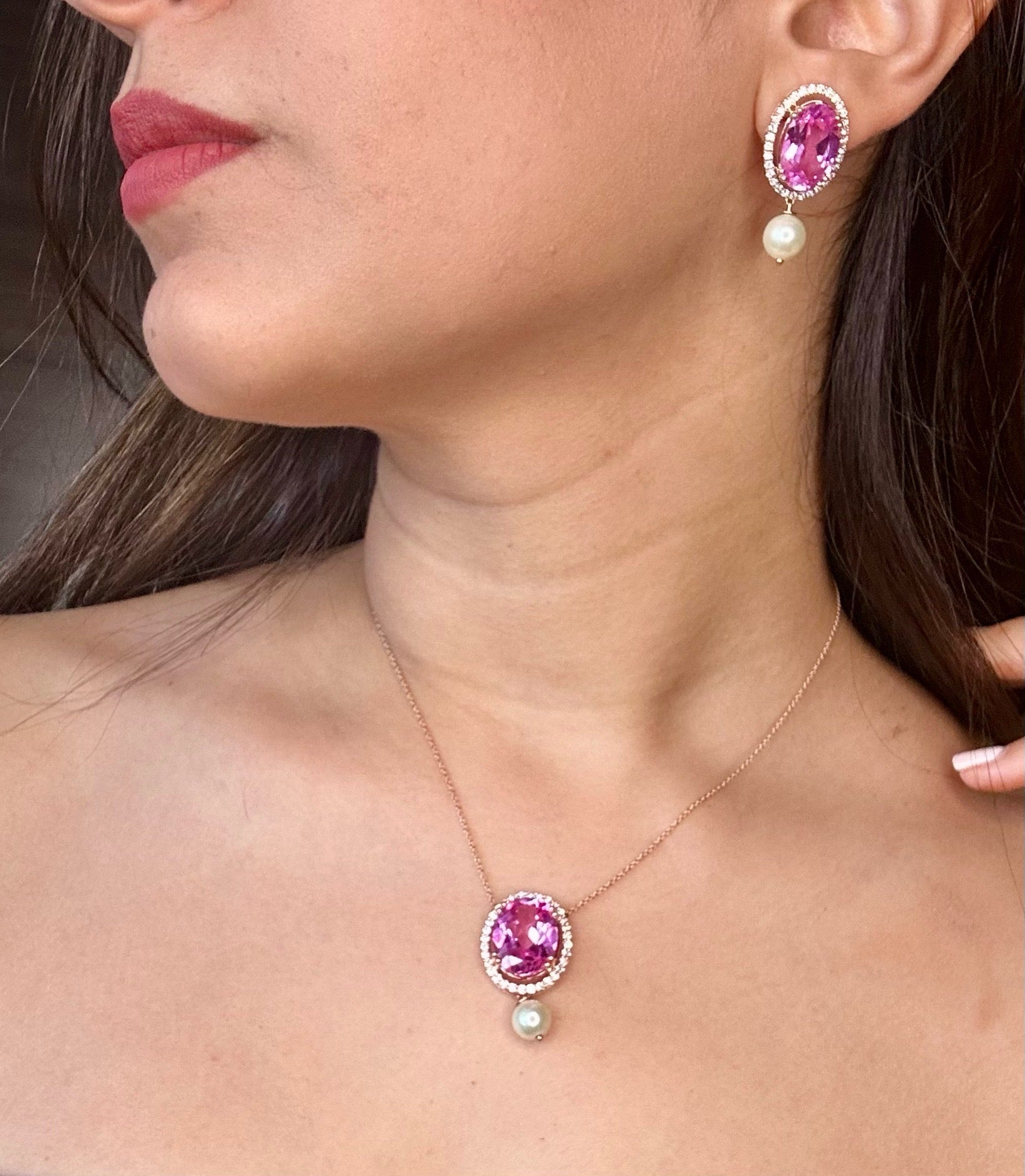 Regal Radiance Pendant (Lab Grown Diamond)