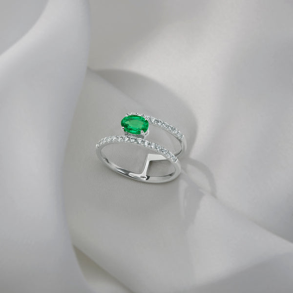 BAYAN Emerald Hustle Ring | Lab Grown Diamond | Silver | SGL Certified