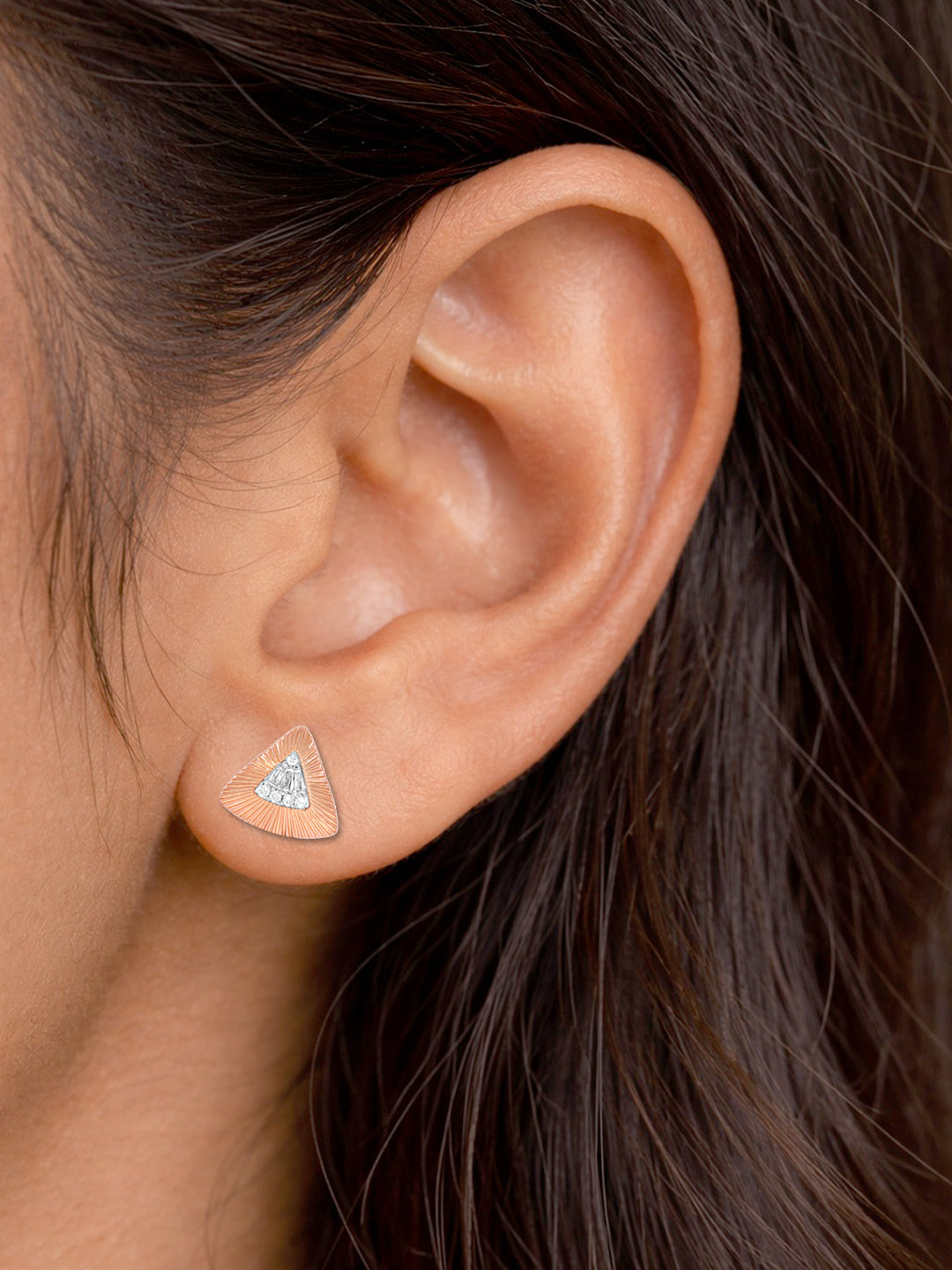 BAGUETTE CUT COMPOSITE HUT EARRING