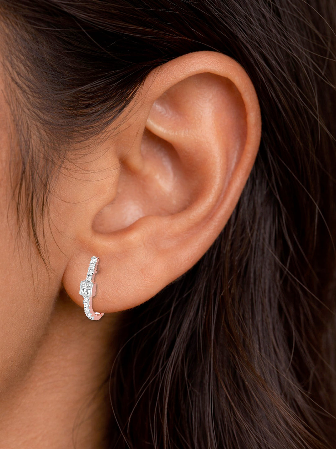 PRINCESS CUT INVISIBLE SET OFFICE EARRING