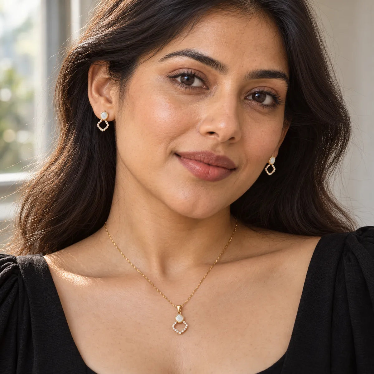 Halo Hype Pendant Set