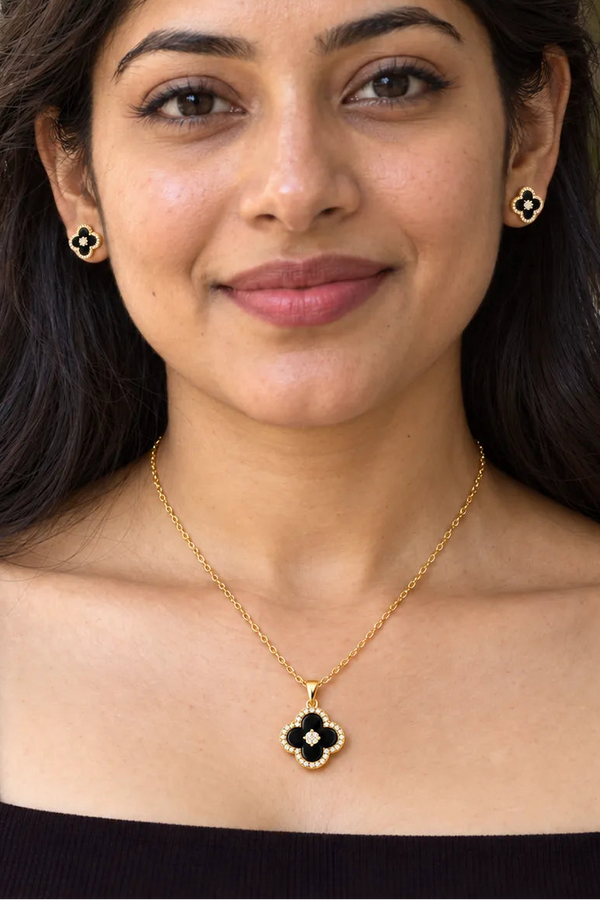 Dark Bloom Pendant Set - Yellow Gold